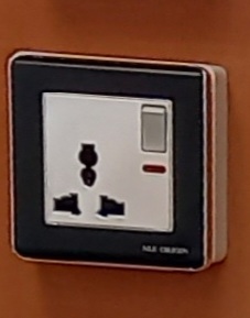 Single socket Nle Silver on Black