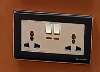 Double socket Nle Silver on Black
