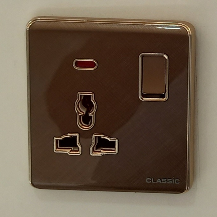 Single socket acrylic classic coffee