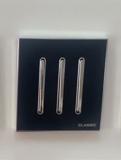 3 gang switch H8 classic black